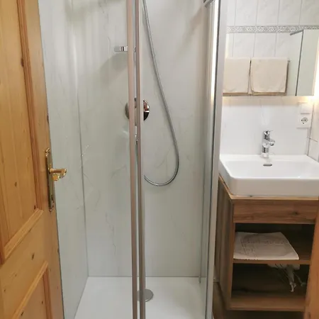 Gredler Martina Daire Mayrhofen